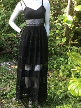 Vintage Bebe maxi Dress with cut out motif and lace